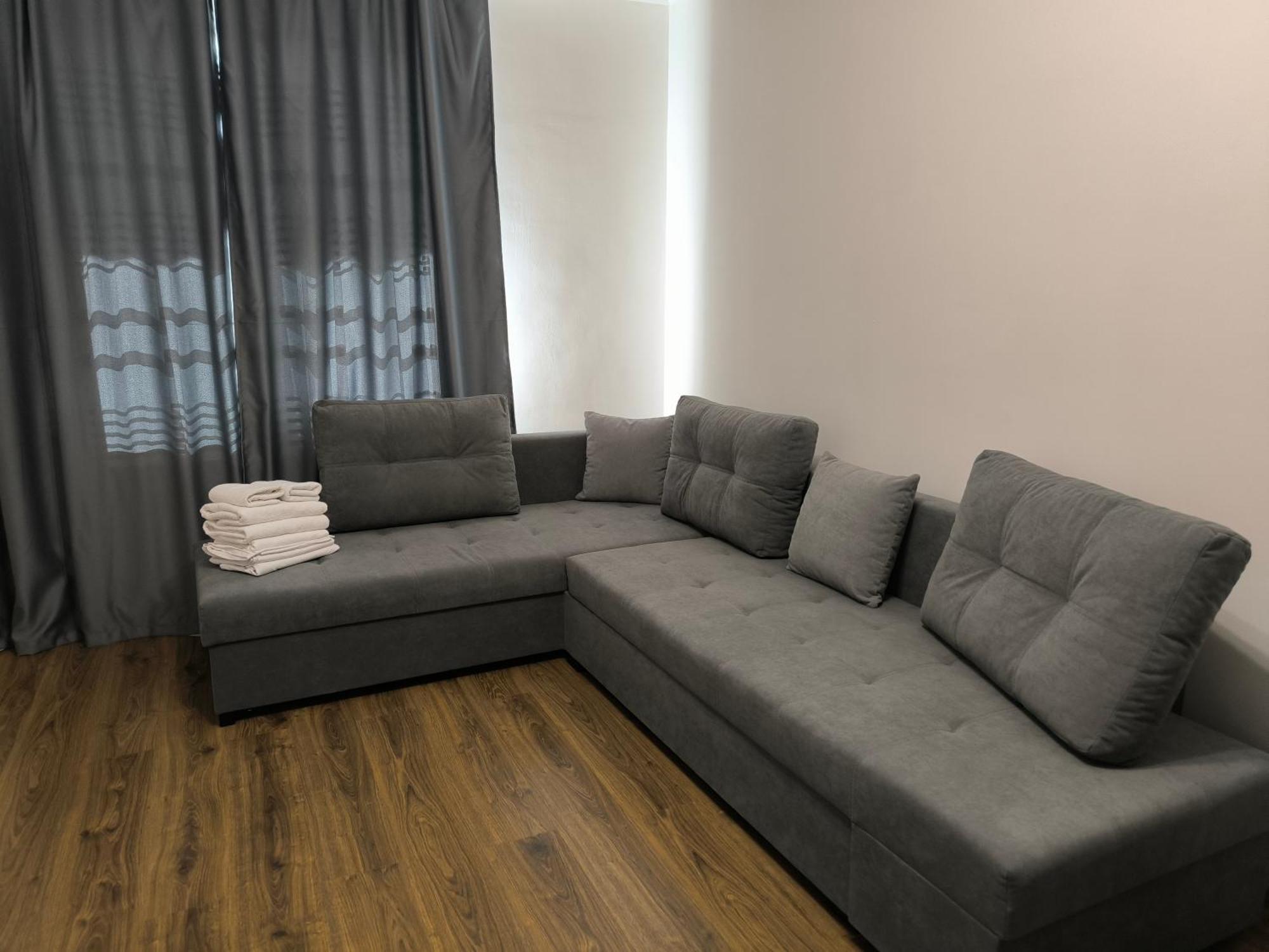 Apartments Domovik Parkaniya, 2A Munkács Kültér fotó